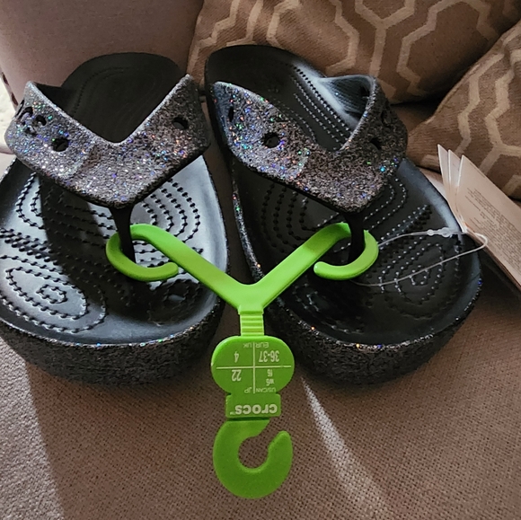 Baya Platform Glitter Crocs - Picture 4 of 4